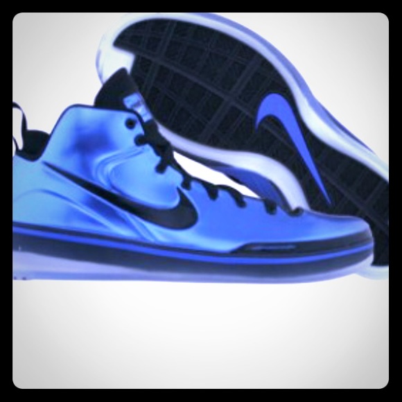 nike zoom skyposite black